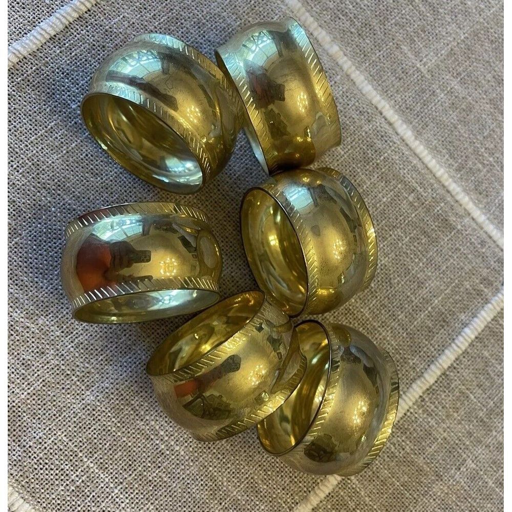 Brass Gadroon Edge Lot of 6‎ Napkin Rings